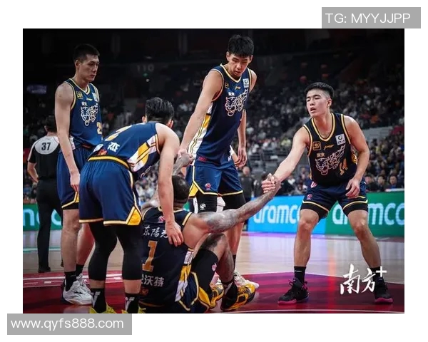 2014年CBA季后赛广东队对阵上海队的精彩对决回顾与分析